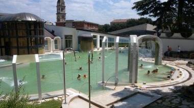 Una suggestiva veduta delle piscine termali di Casciana