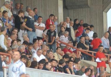 Il pubblico sulla tribuna del Mannucci  