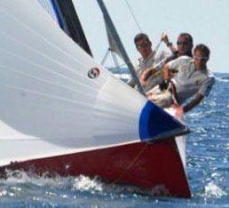 Due momenti della gara di vela che si &egrave; svolta nelle acque di Marina di Carrara  