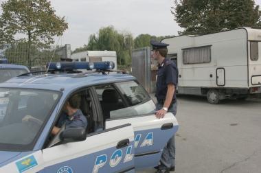La polizia ha svolto uninchiesta sui furti in abitazione 