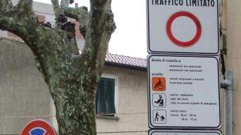La segnaletica in via 20 settembre