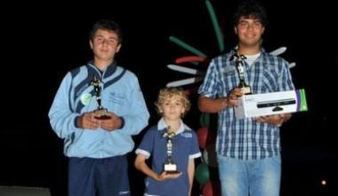 I primi tre classificati: al centro il vincitore Militino Pittaro, Lorenzo Ristori (2&ordm;) e Matteo Alessandroni (3&ordm;) 