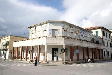 La Cgil sprofonda sotto i debiti