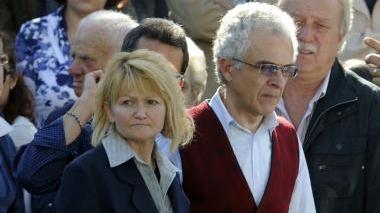 <b>LA MORTE DI SILVIA.</b> Qui a fianco Silvia Cannelli, a sinistra i genitori. Sotto la clinica Siligato di Civitavecchia