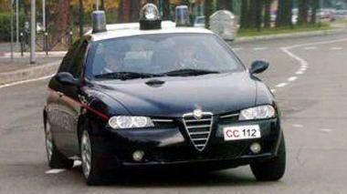 Rapinano e tentano di violentare una donna: arrestati due nigeriani