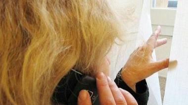 Nei guai per atti persecutori