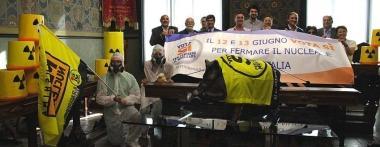 <b>NO NUCLEARE </b>I sindaci maremmani riuniti ieri sera in sala consiliare 