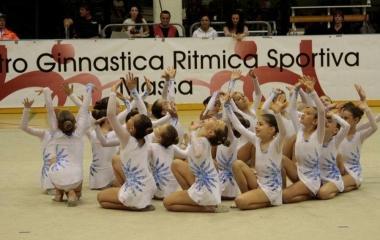 Una recente esibizione delle piccole ginnaste 