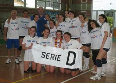Tecnici e atlete dellEn Eco Energy for Ecology Pallavolo Monsummano  