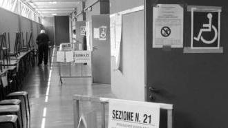 «Negano il diritto di voto a mia madre»