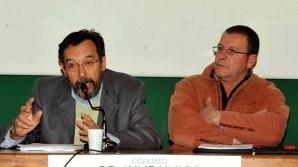 Gabriele Orsini e Maurizio Serini durante l’assemblea organizzata nella sede della Provincia sul Comune unico