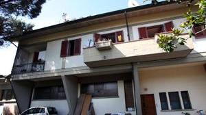 Commando cinese lega e rapina una famiglia di connazionali, poi la caccia nei boschi: 2 arresti