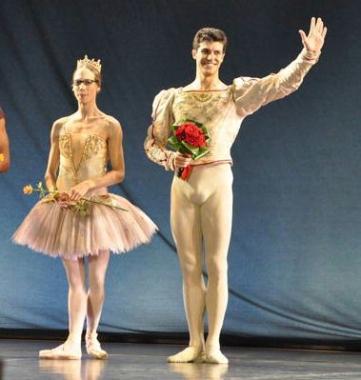 Il ballerino Roberto Bolle sul palco del Bolgheri Melody 