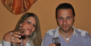 FIORI D'ARANCIO Sara Ciuro e Antonio Basile, oggi si scambieranno il fatidico "si" ...