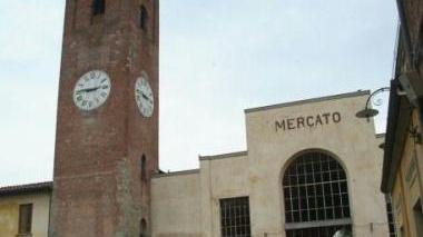 Lo storico mercato agro alimentare del Carmine (Vip)