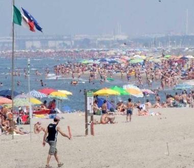 La spiaggia di Marina di Vecchiano 