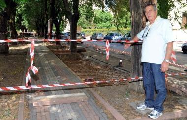 <b>VIA COCLITE.</b> Larea del giardino dove sorger&agrave; lisola ecologica 