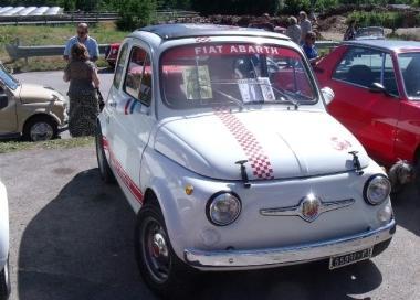 Moto e auto d'epoca in giro per la Garfagnana