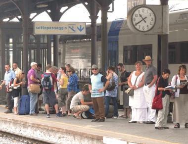 TRENI IN PARTENZA