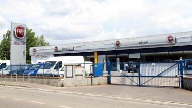 Nove licenziamenti alla concessionaria auto Parlanti