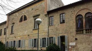 L’esterno della biblioteca comunale di Empoli