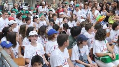 Alcuni momenti della premiazione degli studenti alla Curtatone A consegnare i riconoscimenti agli studenti che si sono distinti c’era l’assessore del Comune di Pontedera Stefano Tognarelli