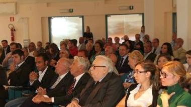La platea dei medici ieri al convegno nella sala del Lem