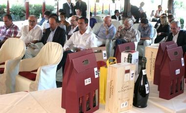 Un momento dellasta dei vini organizzata dal Rotary 