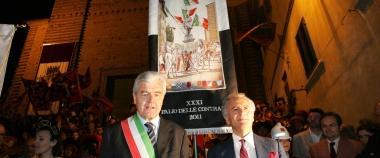La presentazione del Cencio in piazza Vittorio Veneto 
