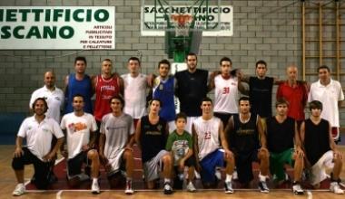 La formazione della Cerretese Sacchettificio Toscano che ha sfiorato la promozione nel campionato di serie C 