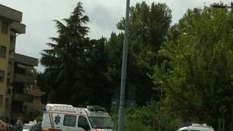 Un’ immagine dei soccorsi dopo l’ incidente di ieri mattina in via del Casalino