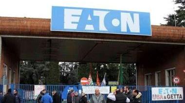Licenziamenti Eaton si cerca di evitare la maxi udienza sui ricorsi