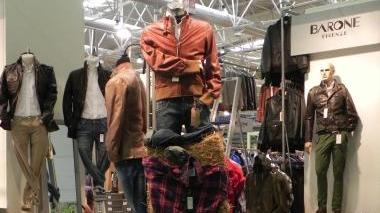 Alcuni capi di abbigliamento del marchio Barone