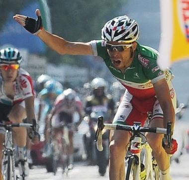 Giovanni Visconti con la maglia di campione italiano 