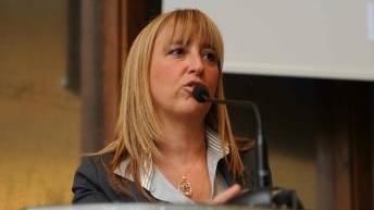 La direttrice del Polo Elisabetta Epifori e la foto di gruppo di tutti i premiati