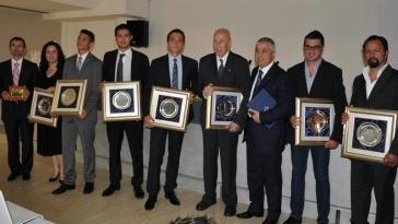 <b>AIA FIGC</b> Gli arbitri di calcio premiati dalla sezione pisana R. Gianni