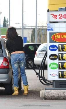 Più stazioni di servizio per aumentare la concorrenza