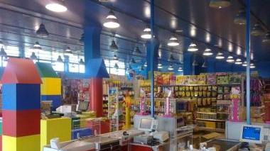 <b>L’INTERNO </b>del nuovo negozio Toys Center