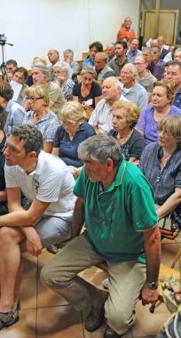 Affollata la sala dell’assemblea