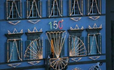 Luminara tricolore per festeggiare i 150 anni d'Italia