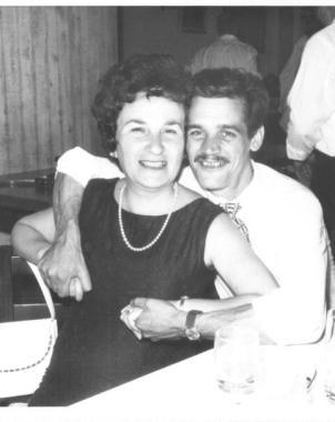  Oggi festeggiano 50 anni di matrimonio Piera Pardini e Giovanni Bucci. Auguri dei figli Luigi, ...
