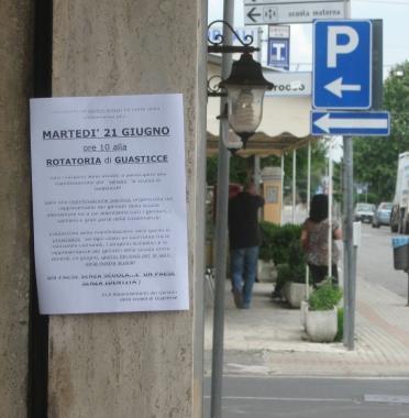 Un volantino che pubblicizza la protesta 