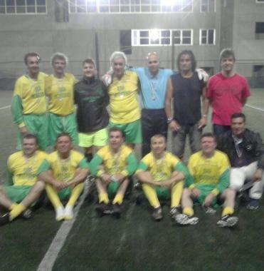 La formazione del Bar Moderno vincitrice del Torneo di primavera 