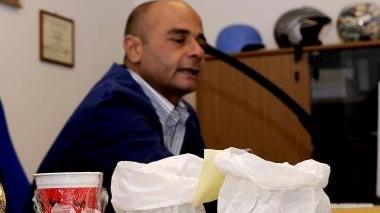 <b>L’ARRESTO.</b> La mobile ha sequestrato 200 grammi di droga