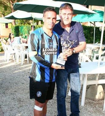 <b>ENDAS</b> In alto la premiazione di Marco Davini (Leonardo Coiffeur), qui a destra quella di Lorenzo Rossi (Portammare)      