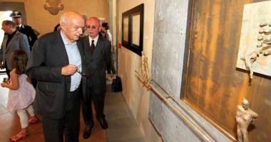 Paolucci e Bonanotte visitano la mostra allestita nel Castello dei Conti Guidi