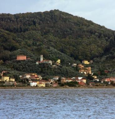 <b>SUGGESTIVO.</b> Il lago 