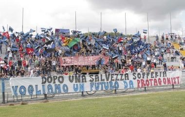 <b>IL PUBBLICO</b> La richiesta dei tifosi in Pisa-Gela   