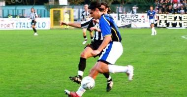 <b>DOPPIETTA.</b> Tommaso Breschi in azione: ha segnato due reti 
