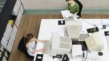 <strong>GIOVANI </strong>in azienda Con i soldi della Regione lo stage è retribuito